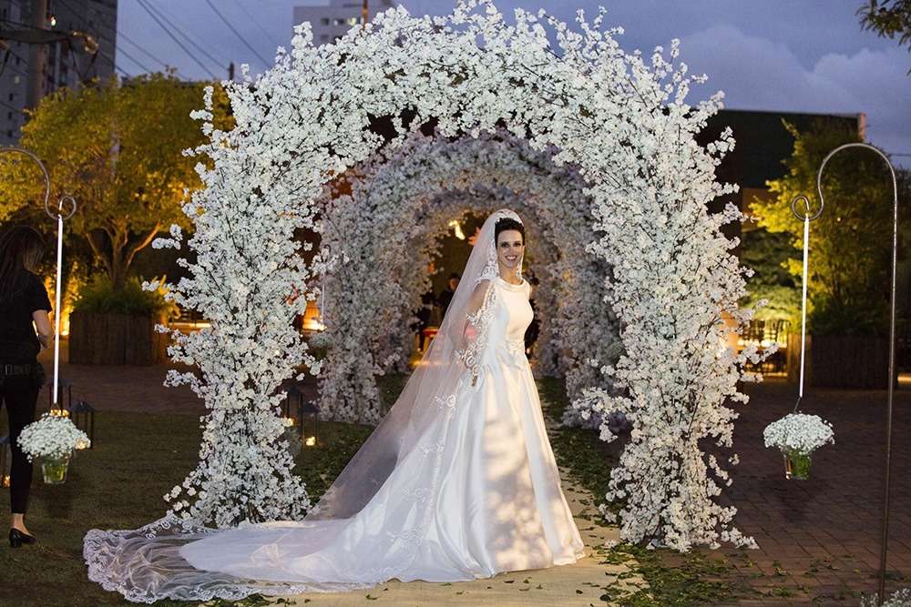 arcada florală — model oval de 2,5 m cu decor pe o singură parte