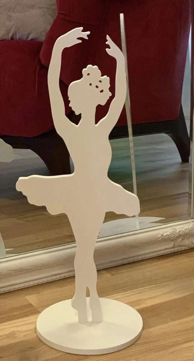 decor de botez — balerină albă de 50 cm pentru zona cristelniței
