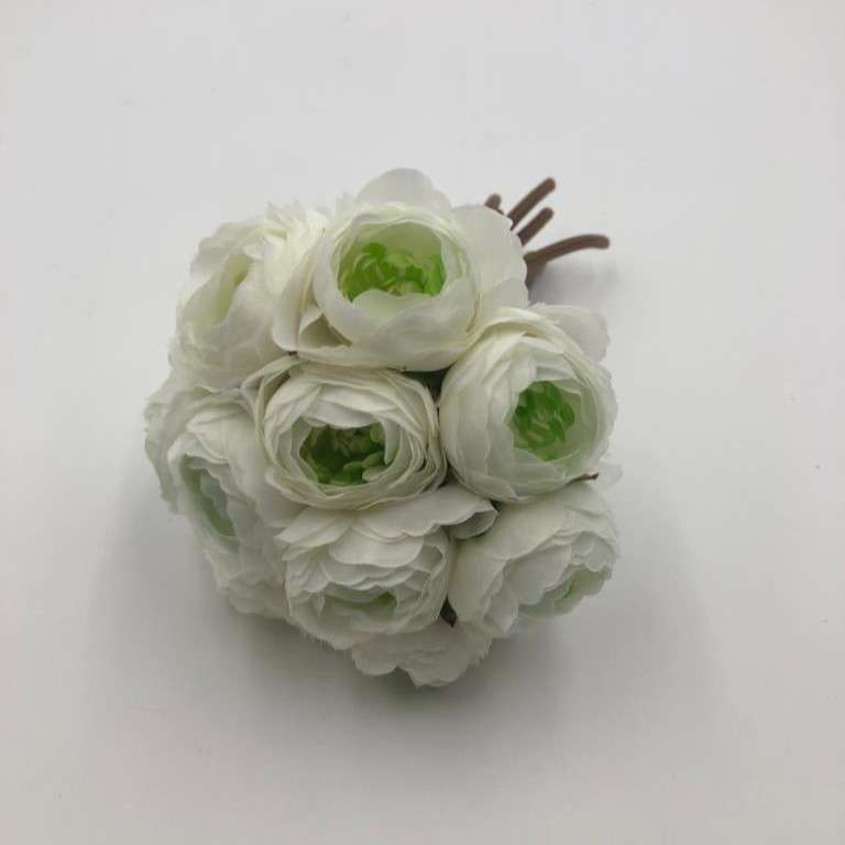 paleta de culori — buchet de bujorei albi pentru decor natural