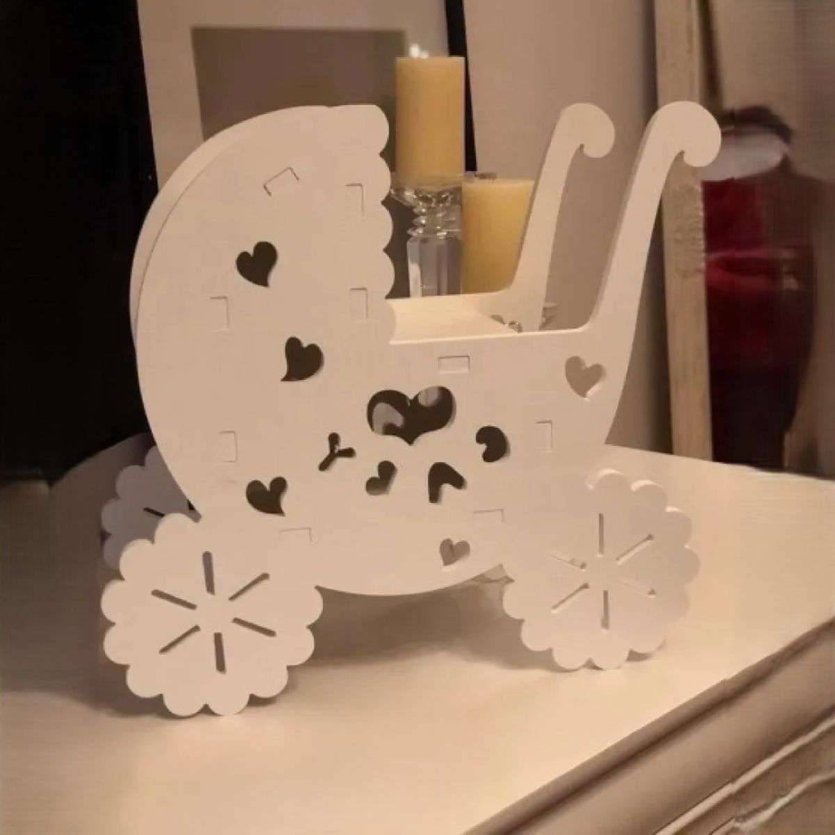 cutie daruri nunta — cutie în formă de căruț pentru plicuri, model decorativ