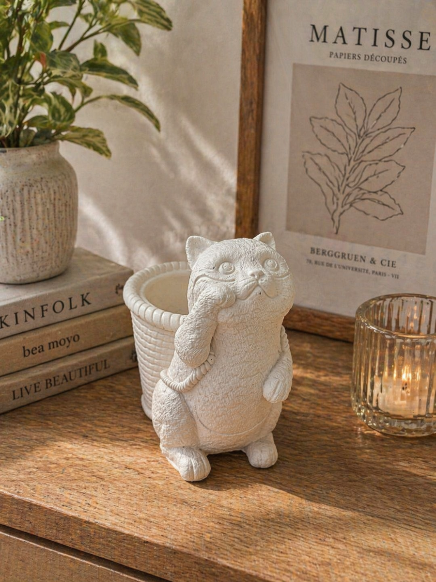 plante artificiale — ghiveci decorativ din ceramică pentru plante mici
