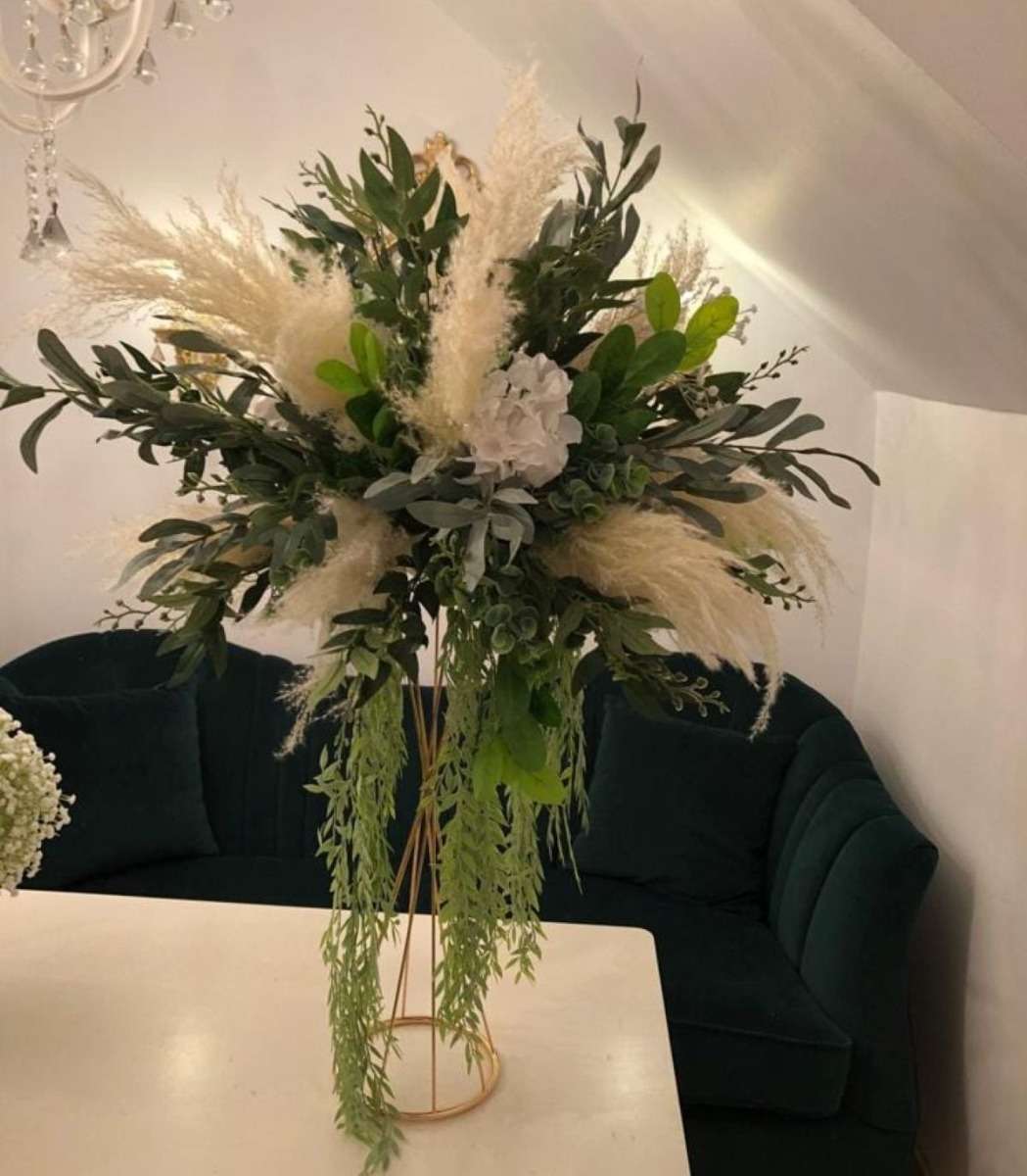 Aranjamente florale cu 3 culori care nu dau greș niciodată