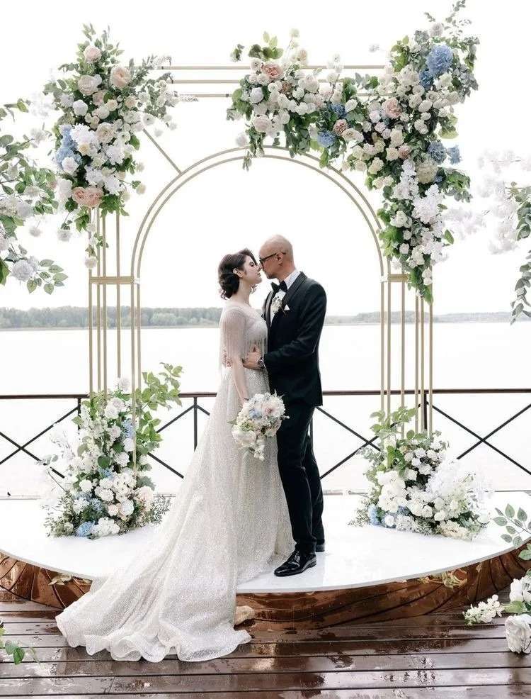 Eveniment hibrid: ce decor se vede bine și pe ecran