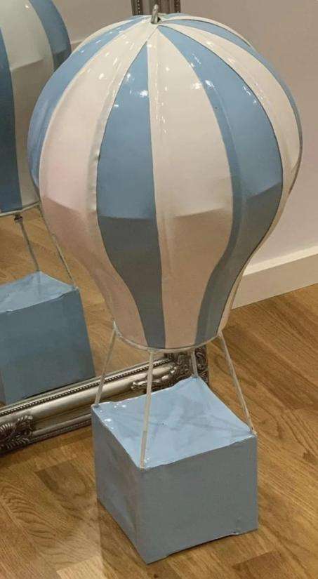 Botez cu baloane: cum le combini cu decorul floral
