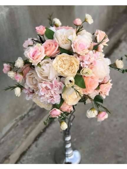 Aranjament Floral Baby Pink – Diametru 25 cm