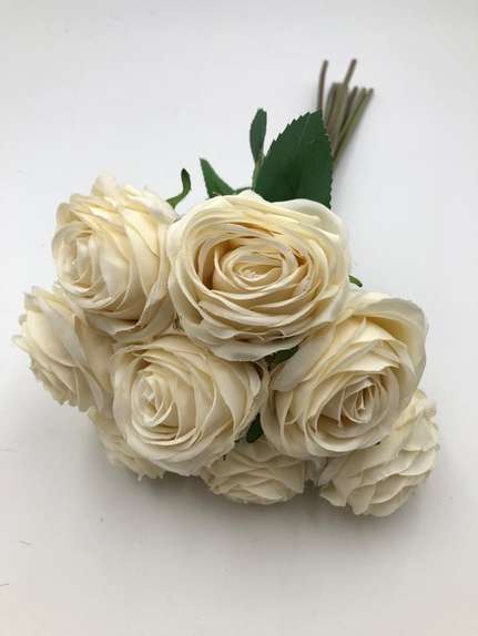 Trandafiri 2365 Ivoire buchet 8 fire