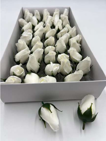 Trandafiri de sapun bud alb cutie 50 de capete