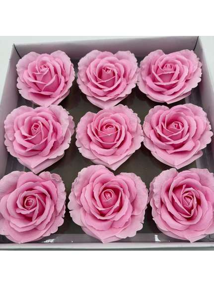 Trandafiri din sapun parfumat Pink heart cutie 9 flori