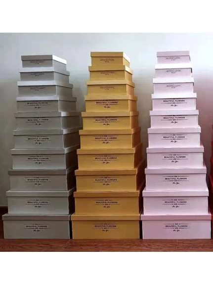 Set 10 cutii pătrate din satin – cod 2102 Argintiu