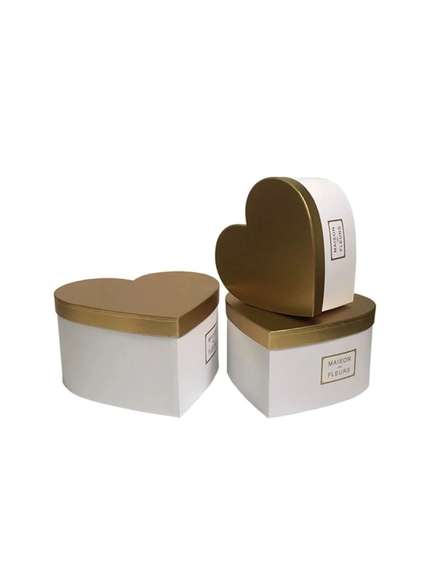 Set 3 cutii inimă – Alb cu capac Auriu Cod: 6842