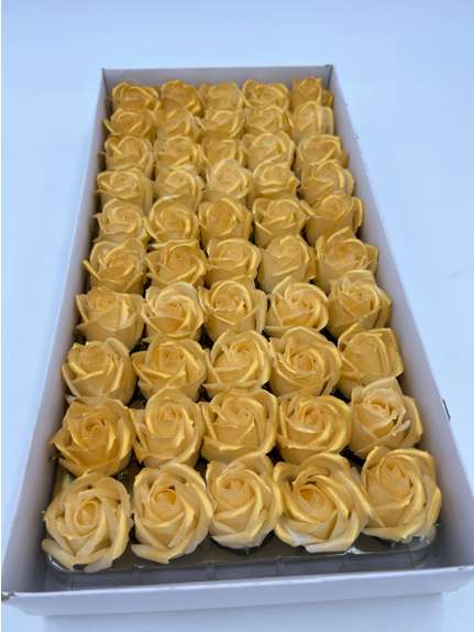 Trandafiri de sapun sidefati Gradient spray color Gold cutie 50 de flori